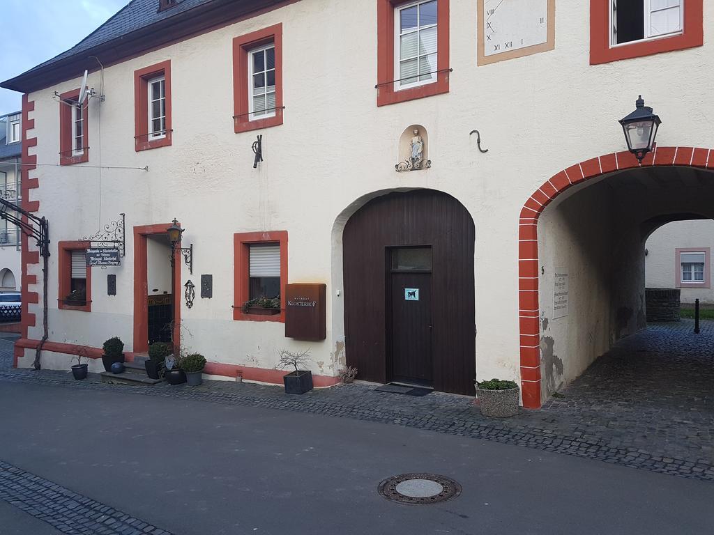 Weingut-Klosterhof Brauneberg Exterior photo